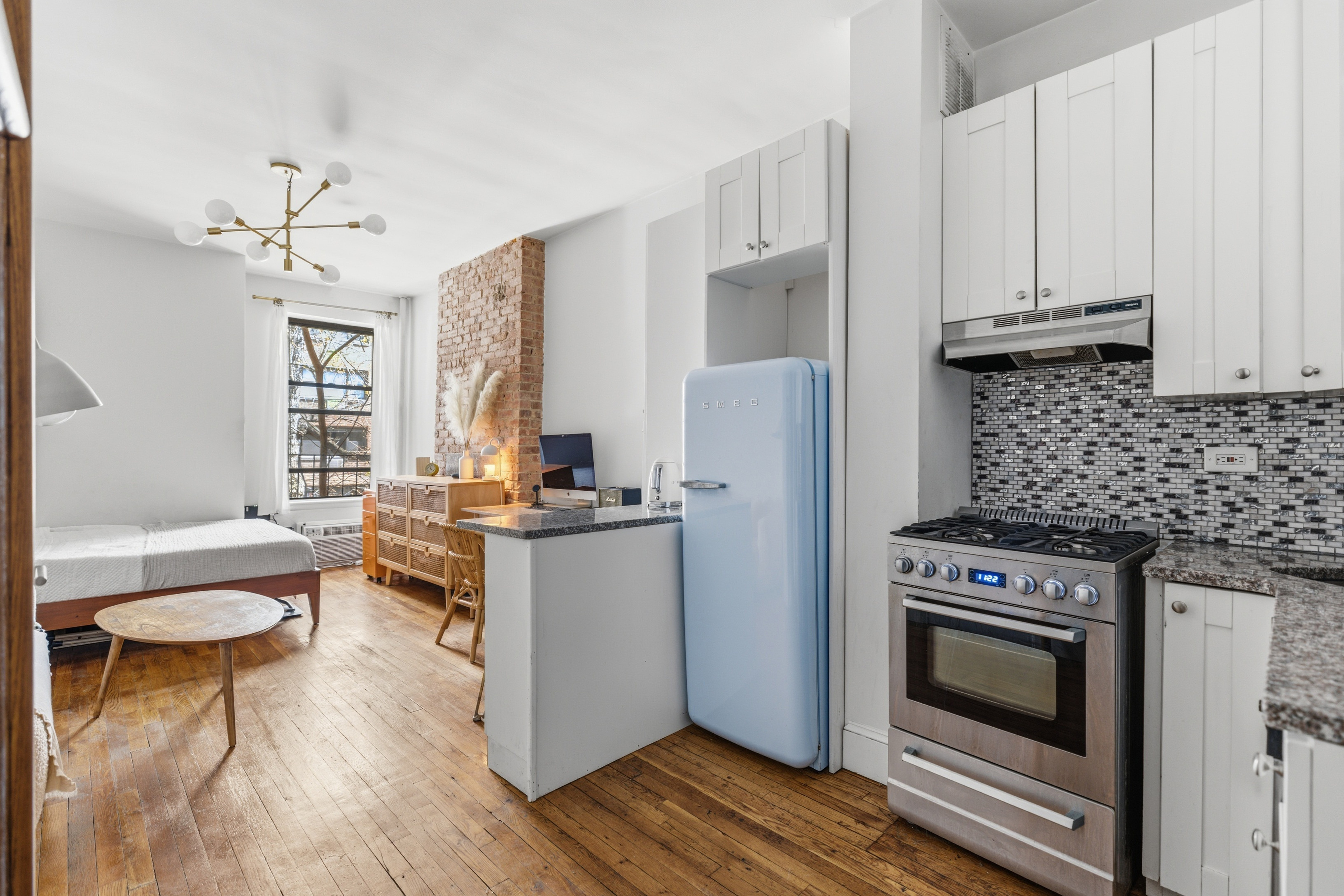 417 East 78th Street, Unit 2C Manhattan, NY 10075 - Photo 4 of 9