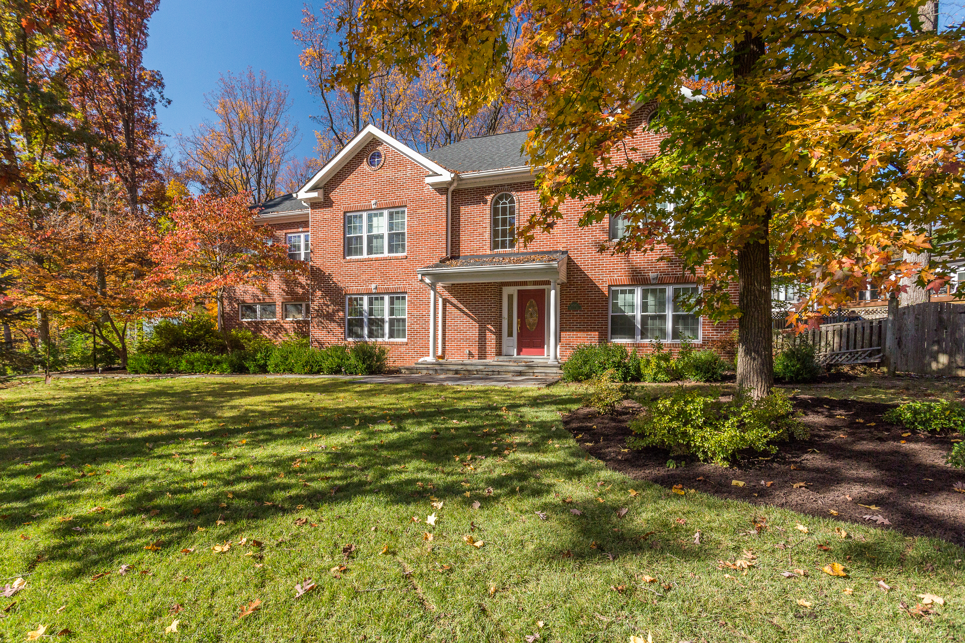 6515 Marywood Road Bethesda, MD 20817 - Photo 5 of 26