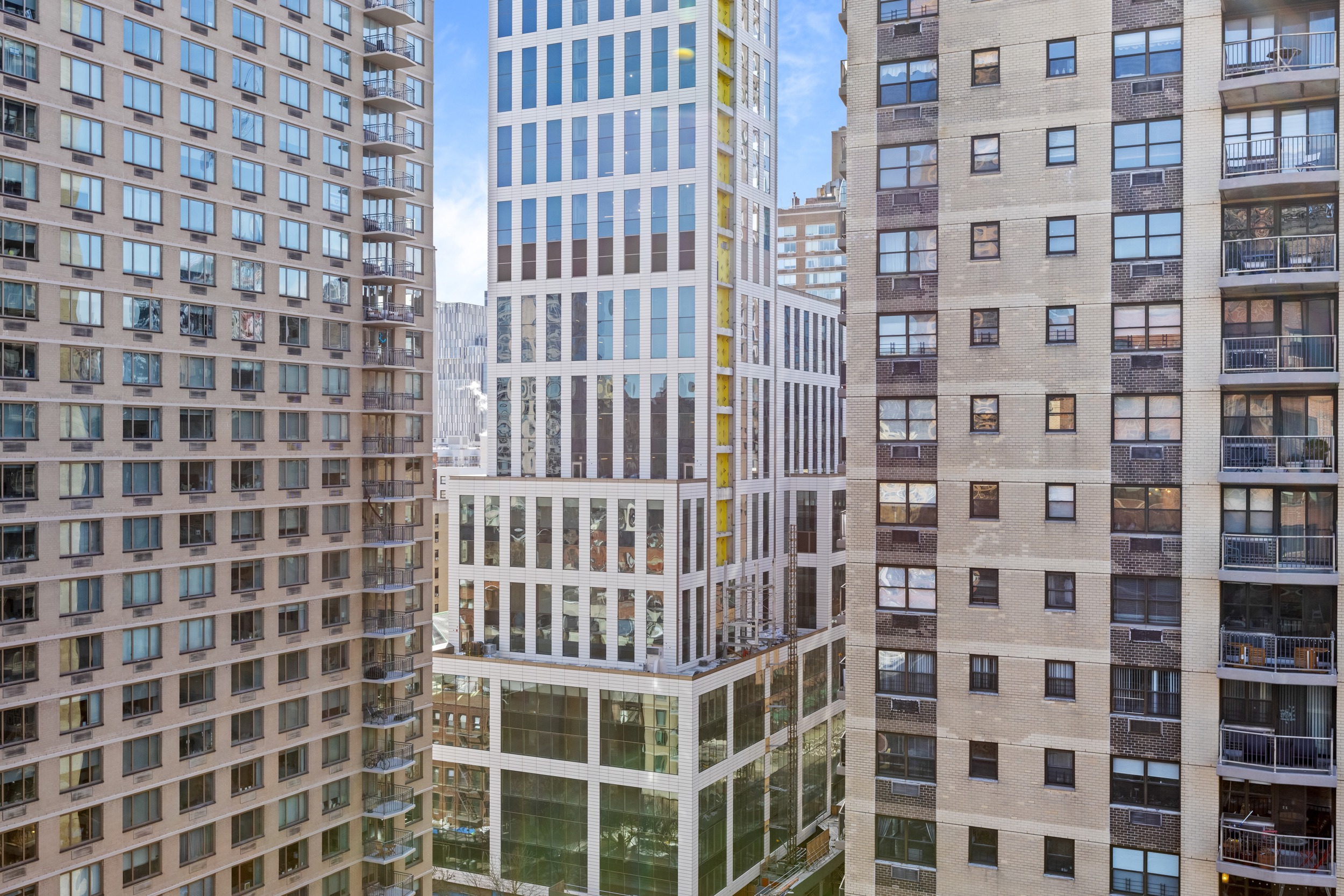 345 East 81st Street, Unit 19A Manhattan, NY 10028 - Photo 13 of 22 a view of a building