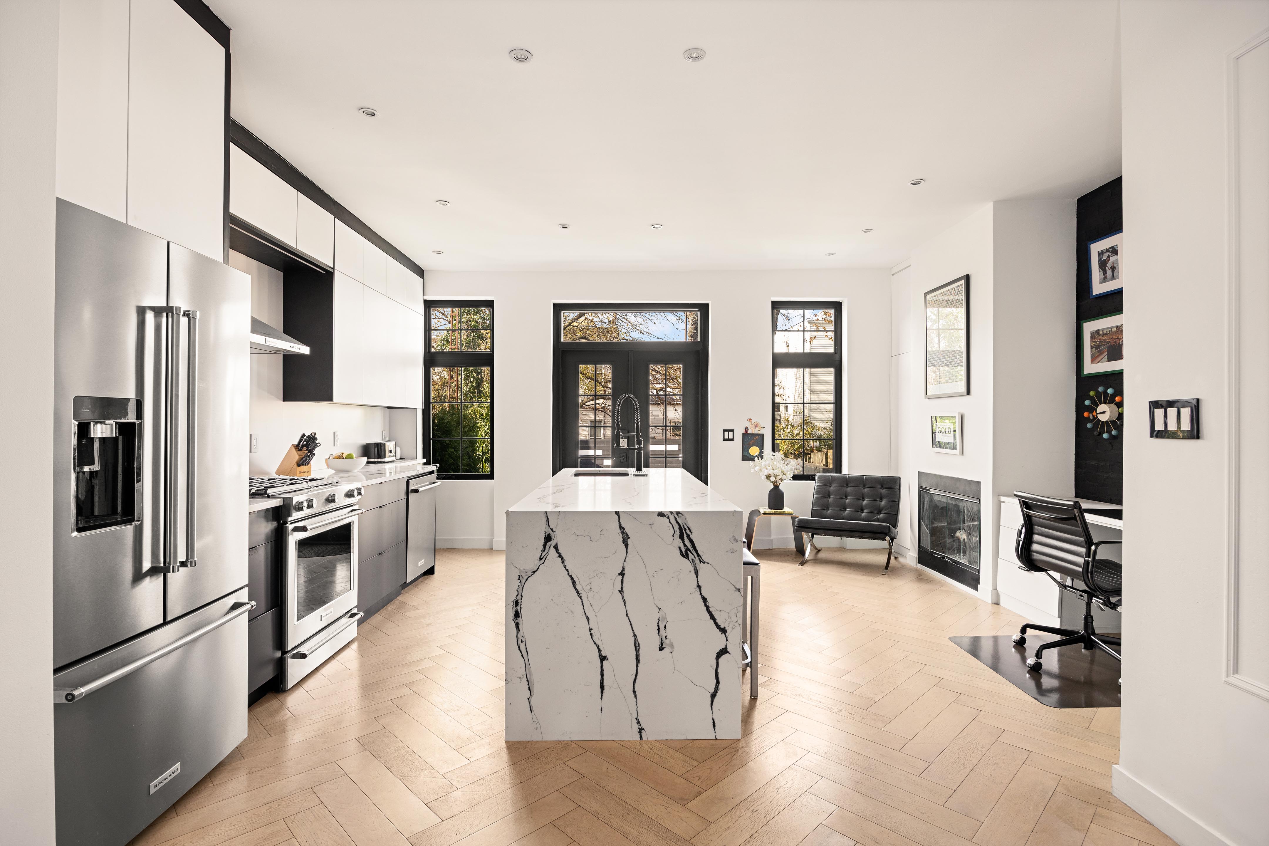 16-35 Hancock Street Queens, NY 11385 - Photo 5 of 25