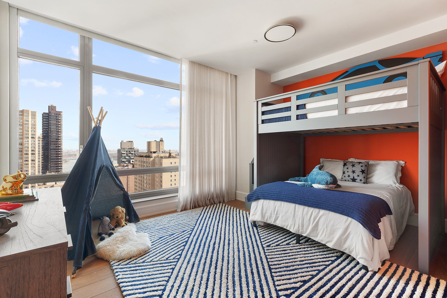 450 East 83rd Street, Unit 21D Manhattan, NY 10028 - Photo 29 of 42