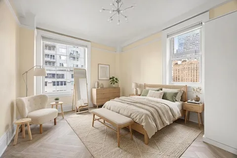 $1,495,000 | 200 West 54th Street, Unit 10K | Midtown Central