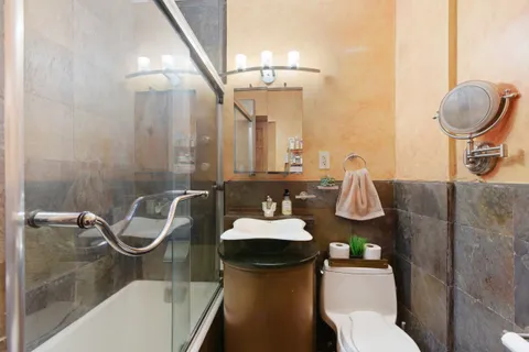 $820,000 | 160 West 85th Street, Unit 6K | Upper West Side