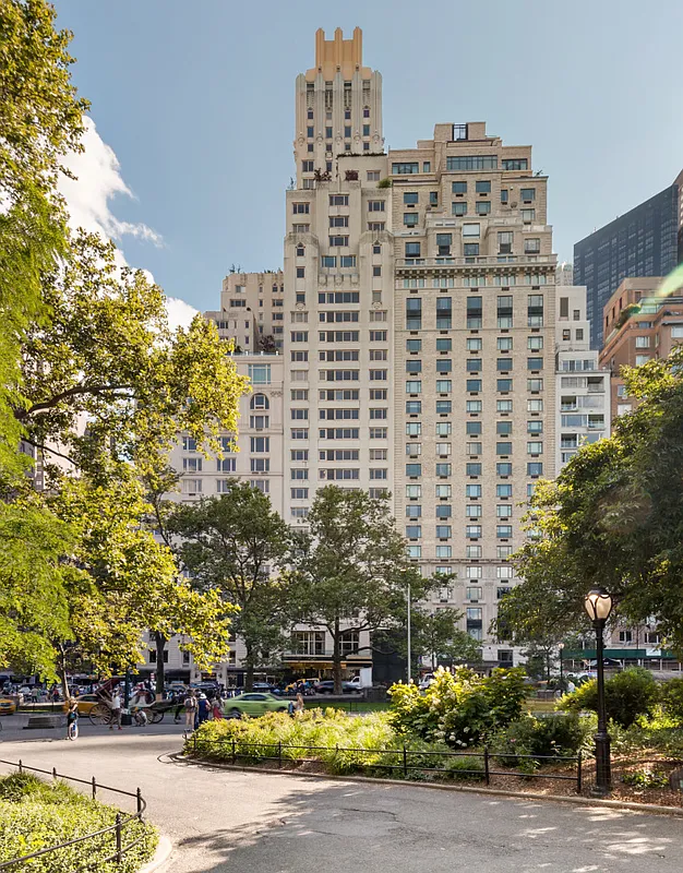 106 Central Park South, Unit 7L Manhattan, NY 10019 - Photo 2 of 10 a front view of a building