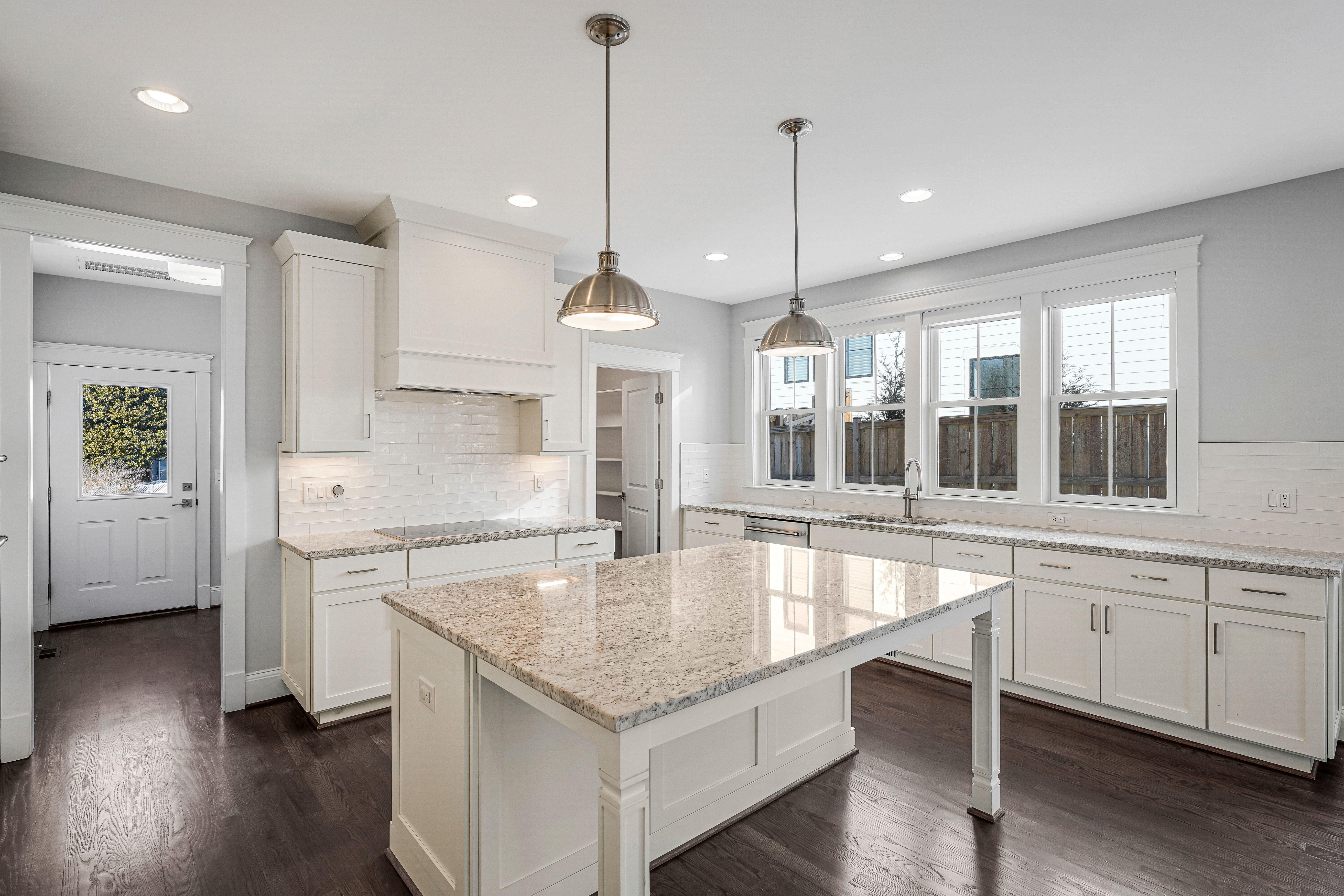 6447 Tucker Avenue McLean, VA 22101 - Photo 12 of 53