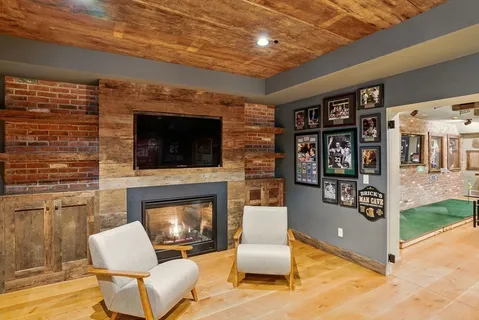 Contact Agent | Address Upon Request, Bedford, MA 01730