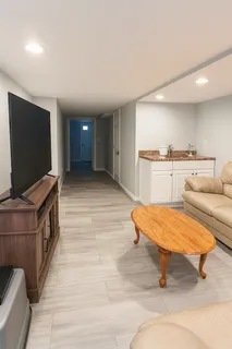 $750,000 | 422 Cromwell Avenue | Dongan Hills