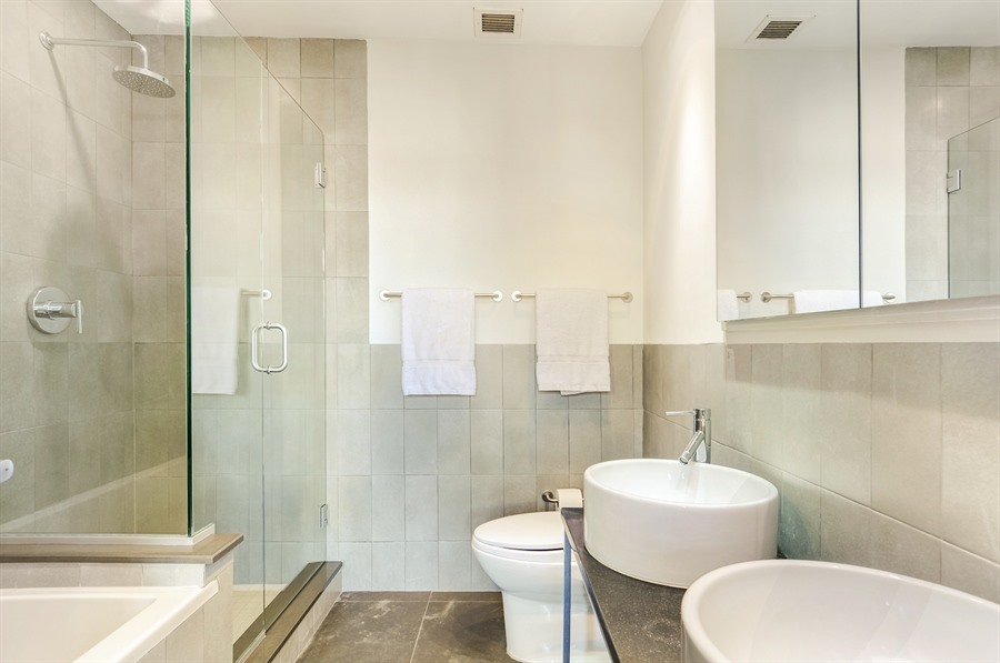 82 Guernsey Street, Unit 2B Brooklyn, NY 11222 - Photo 4 of 6