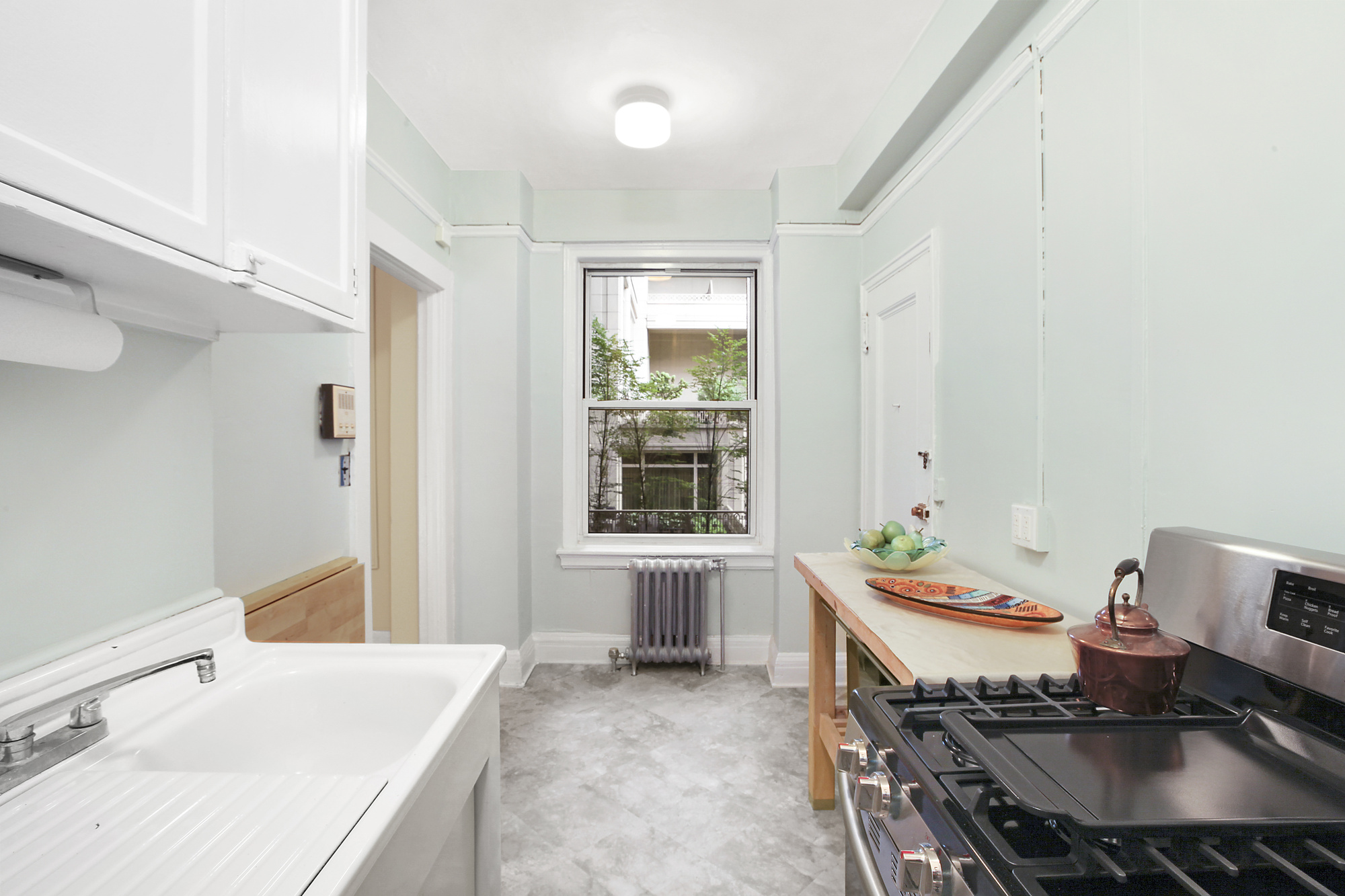 215 West 75th Street, Unit 5E Manhattan, NY 10023 - Photo 2 of 6