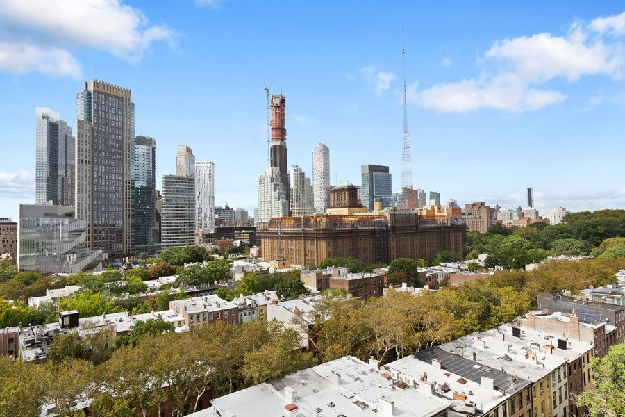 101 Lafayette Avenue, Unit 12L Brooklyn, NY 11217 - Photo 4 of 7 a view of lake