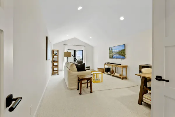 $2,000,000 | 6407 Archer Lane North, Maple Grove, MN 55311