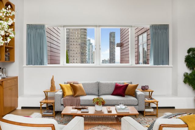 $6,925,000 | 141 East 88th Street, Unit PHS | Upper East Side