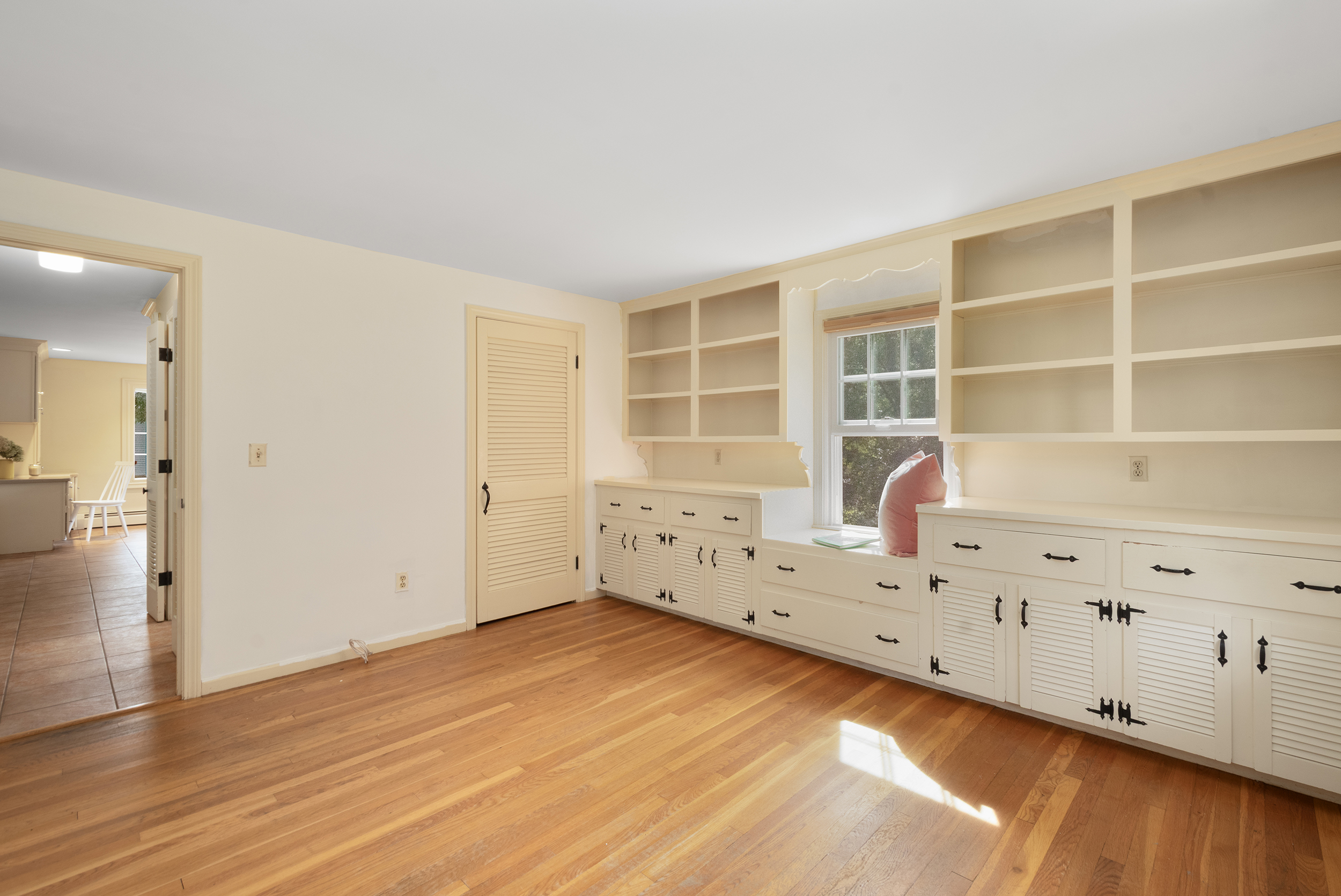 102 Edgewater Road Narragansett, RI 02882 - Photo 35 of 78 Gallery Image 35