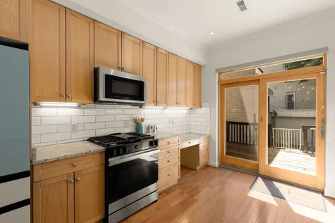 $1,350,000 | 502 12th Street Northeast, Washington, DC 20002