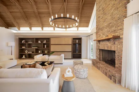 $18,500,000 | 9000 Arvida Drive, Coral Gables, FL 33156