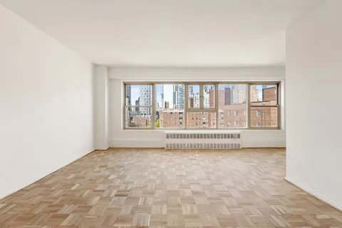$599,000 | 135 Ashland Place, Unit 16C | Fort Greene
