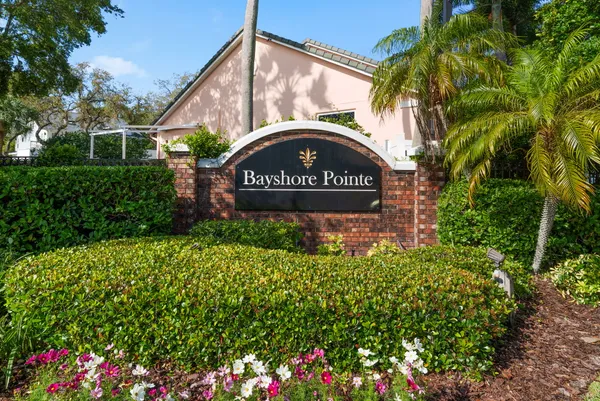 $424,900 | 3044 Pointeview Drive, Tampa, FL 33611