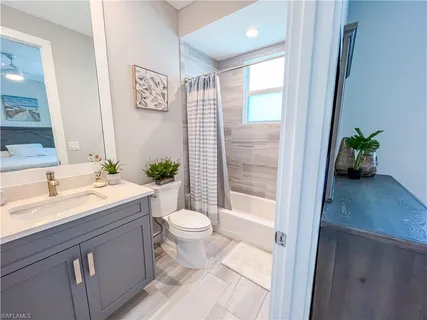 $1,580,000 | 554 North Barfield Drive, Marco Island, FL 34145