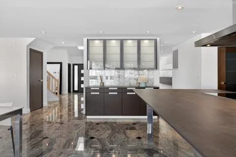 $3,199,000 | 48 Westwood Court, Woodbury, NY 11797