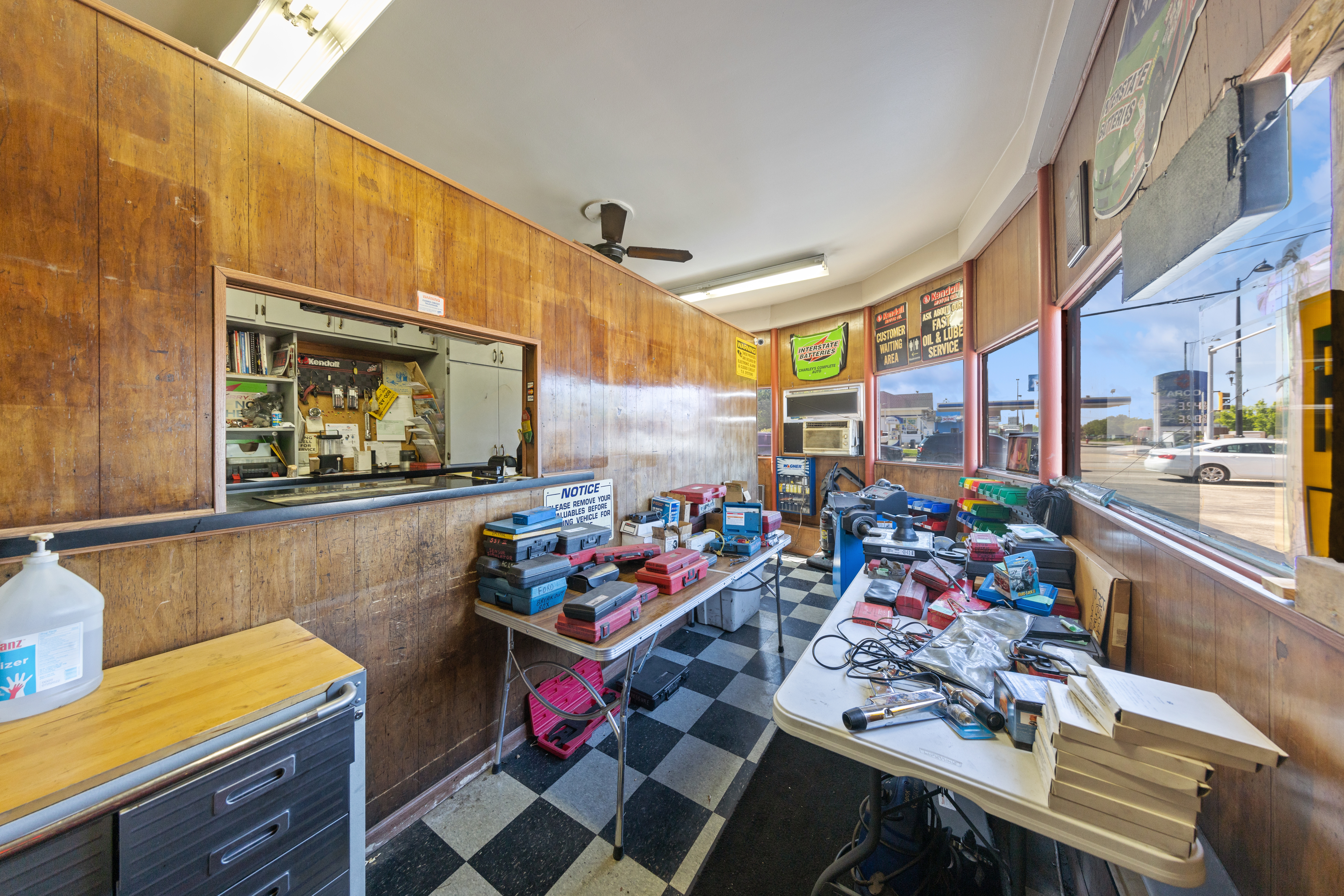 11849 South Pulaski Road Alsip, IL 60803 - Photo 7 of 20 a view of a chairs and table in a balcony