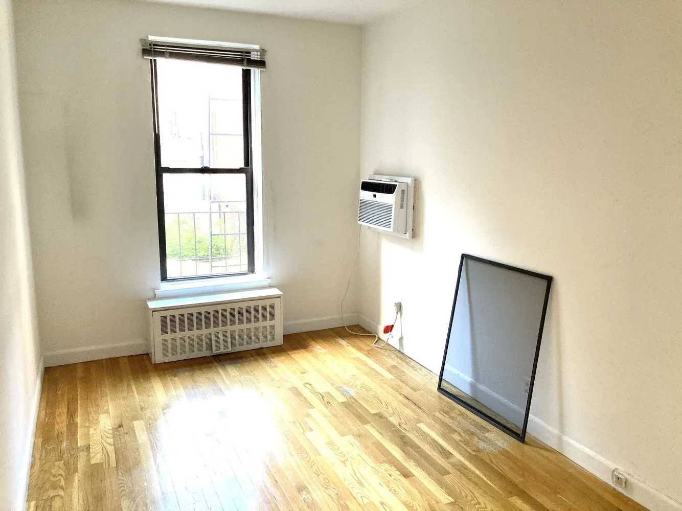 $3,125 | 237 East 79th Street, Unit 4A | Upper East Side