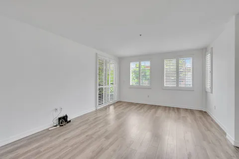 $829,000 | 1601 India Street, Unit 214, San Diego, CA 92101