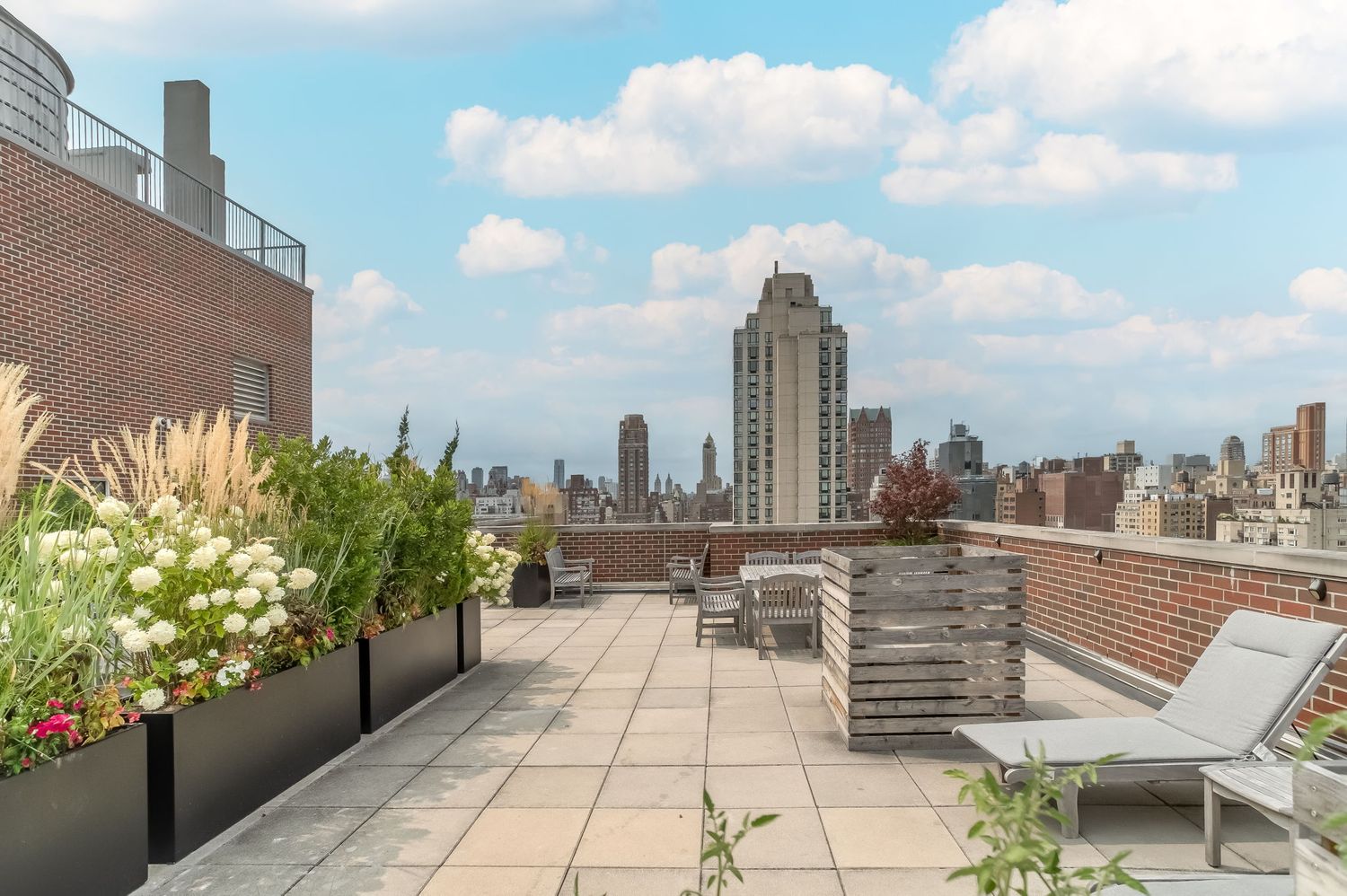 363 East 76th Street, Unit 14E Manhattan, NY 10021 - Photo 14 of 18