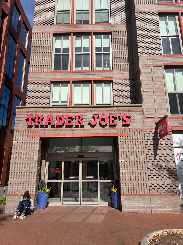 $829,000 | 1019 South Carolina Avenue Southeast, Washington, DC 20003