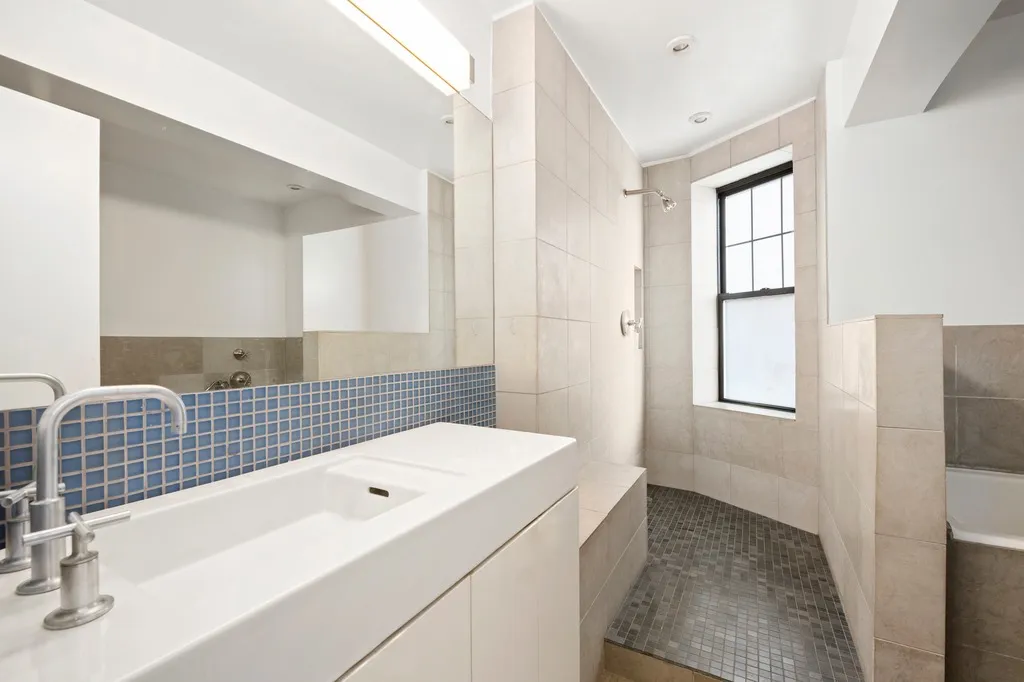 $2,395,000 | 290 6th Avenue, Unit 2KL | Greenwich Village
