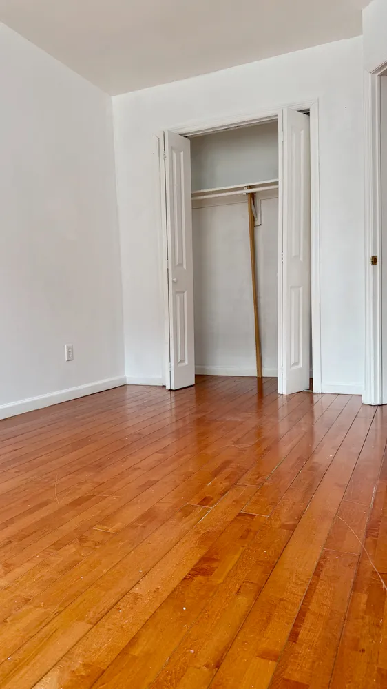 $3,000 | 48 Schenck Avenue, Unit 3 | Highland Park