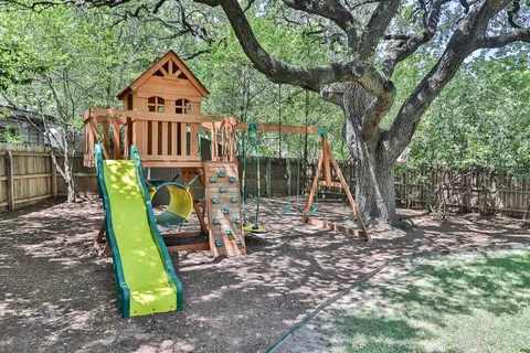 $2,400,000 | 205 Park Lane, Austin, TX 78704