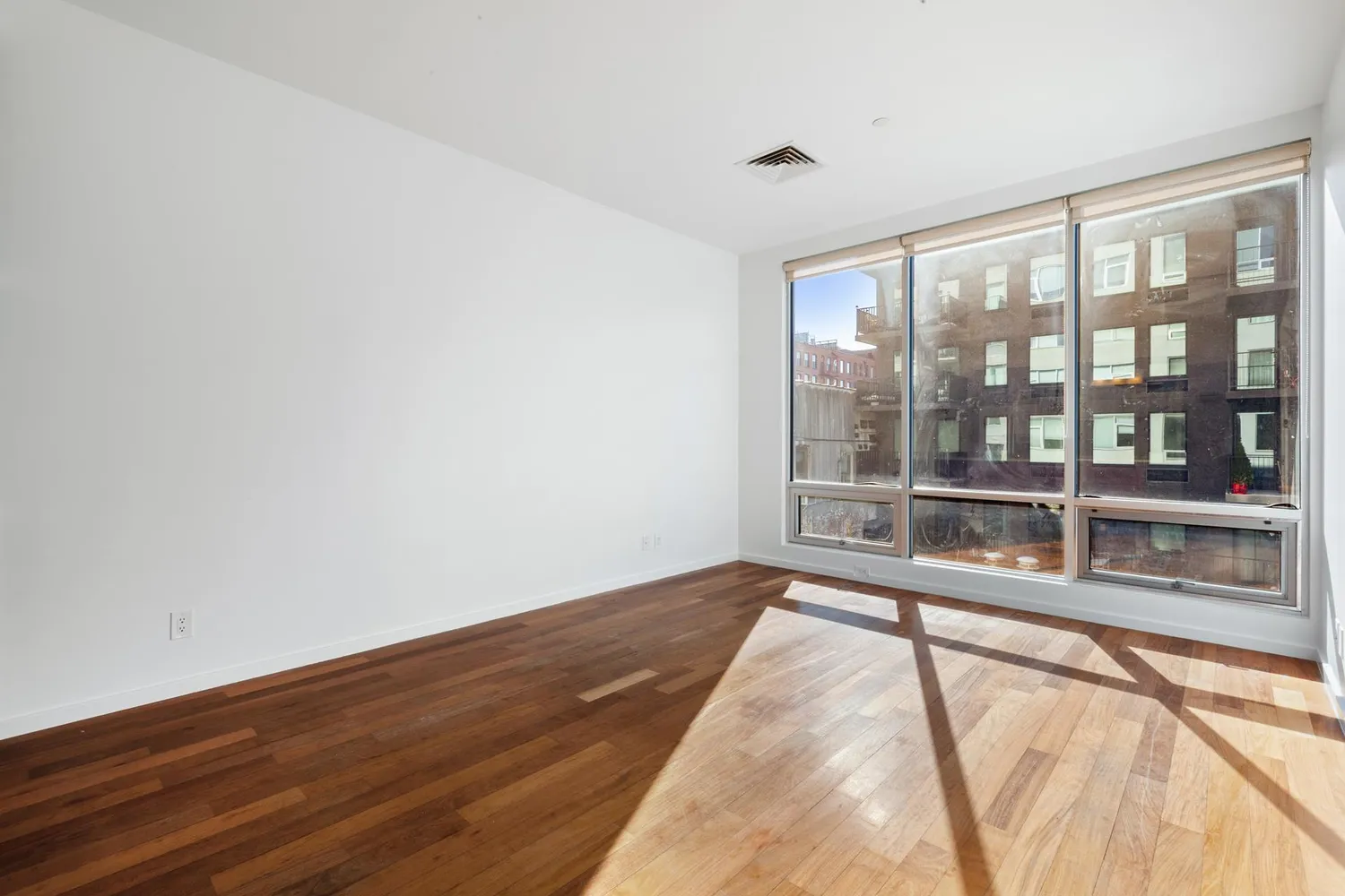 $5,500 | 170 North 11th Street, Unit 3F | Williamsburg