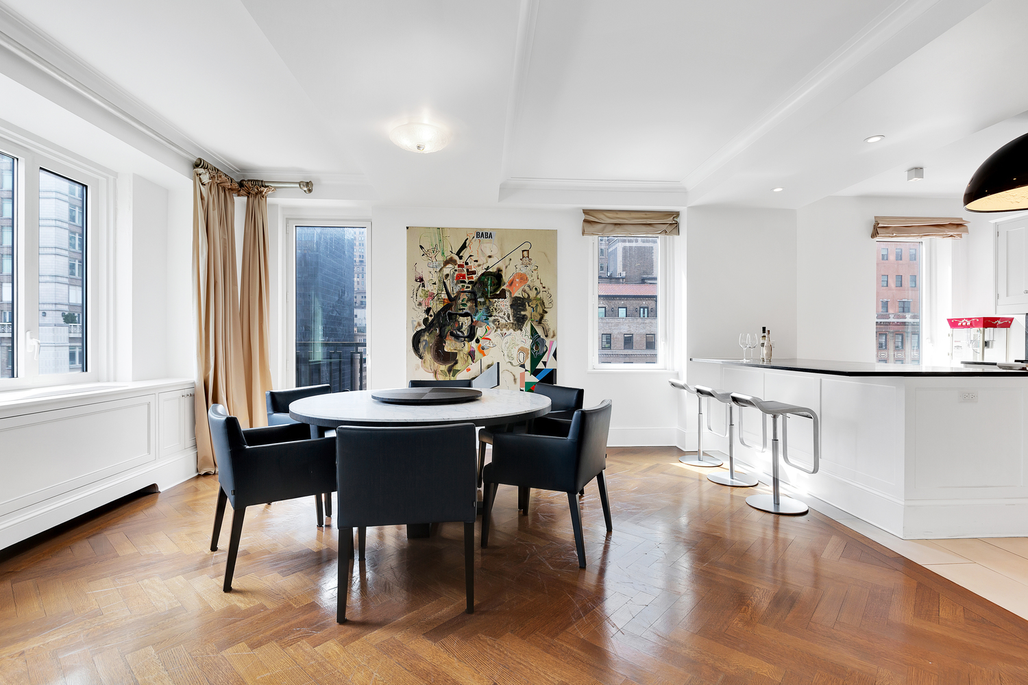 530 Park Avenue, Unit 17A Manhattan, NY 10065 - Photo 7 of 22 Gallery Image 7