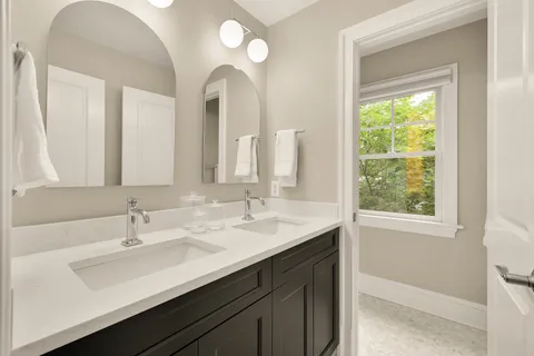 Contact Agent | 6512 Ridge Drive, Bethesda, MD 20816