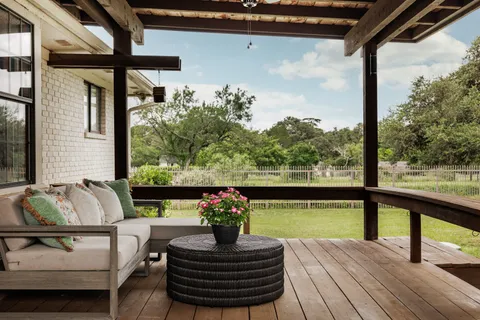 $824,900 | 9279 Garden Ridge Drive, San Antonio, TX 78266