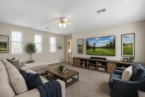 $925,000 | 25050 Cliffrose Street, Corona, CA 92883