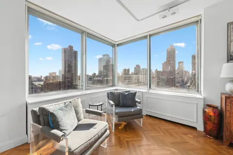$1,925,000 | 360 East 88th Street, Unit 18D | Upper East Side