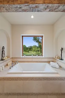 $6,999,000 | 418 Cattle Trail Drive, Dripping Springs, TX 78620