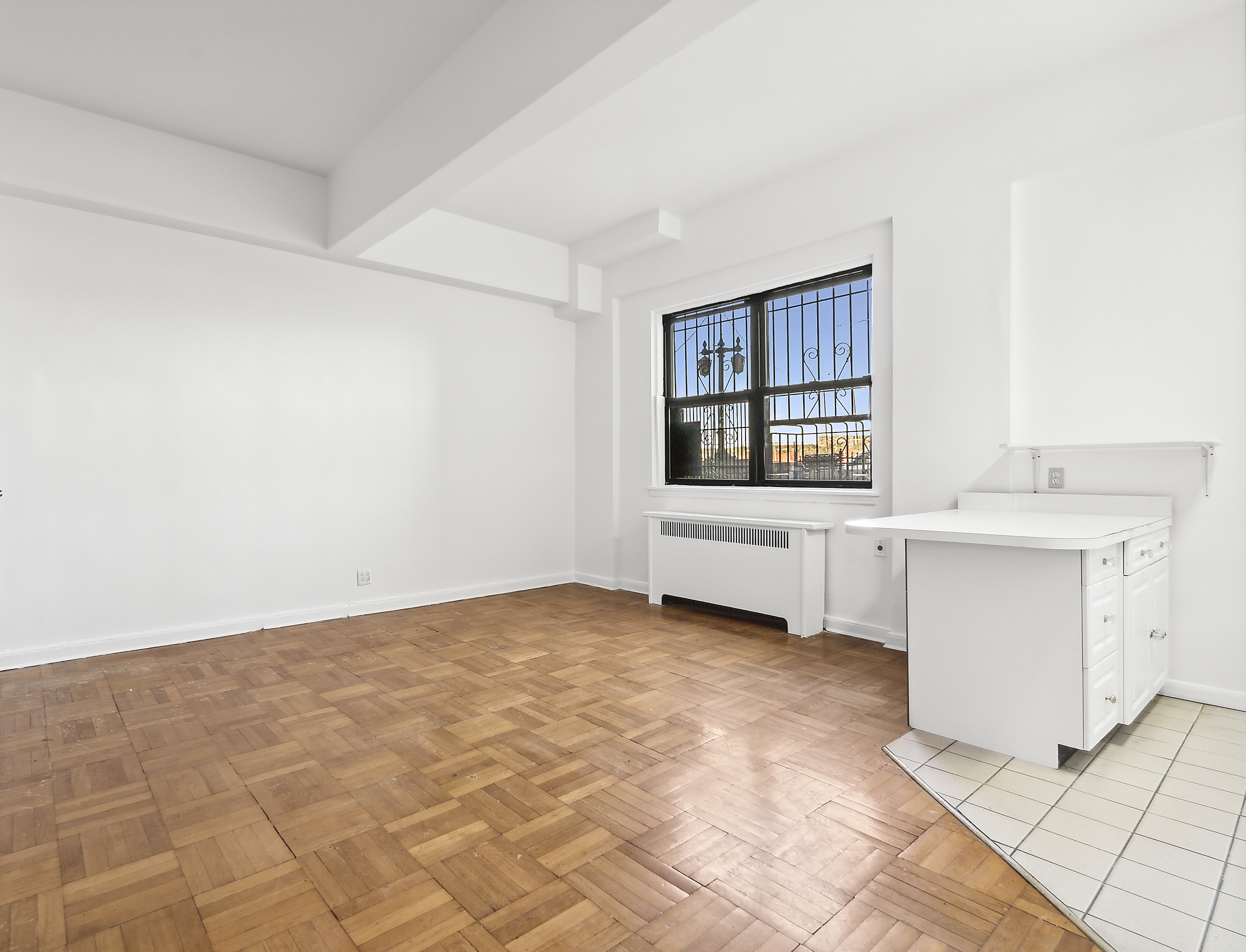 159-00 Riverside Drive West, Unit 1K70 Manhattan, NY 10032 - Photo 4 of 15