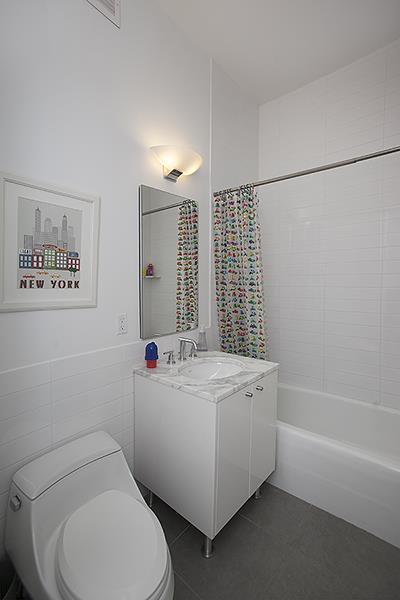 46-30 Center Boulevard, Unit 103 Queens, NY 11109 - Photo 8 of 18