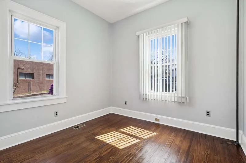 $3,300 | 586 Livingston Avenue, North Brunswick, NJ 08902