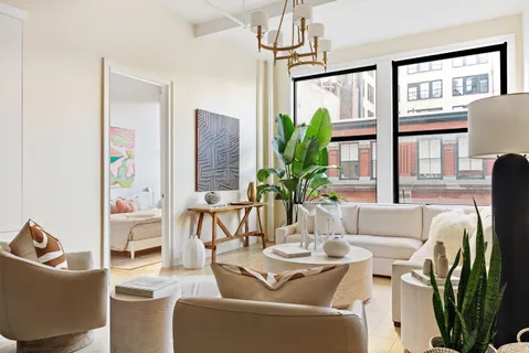 $2,650,000 | 222 Park Avenue South, Unit 8D | Flatiron