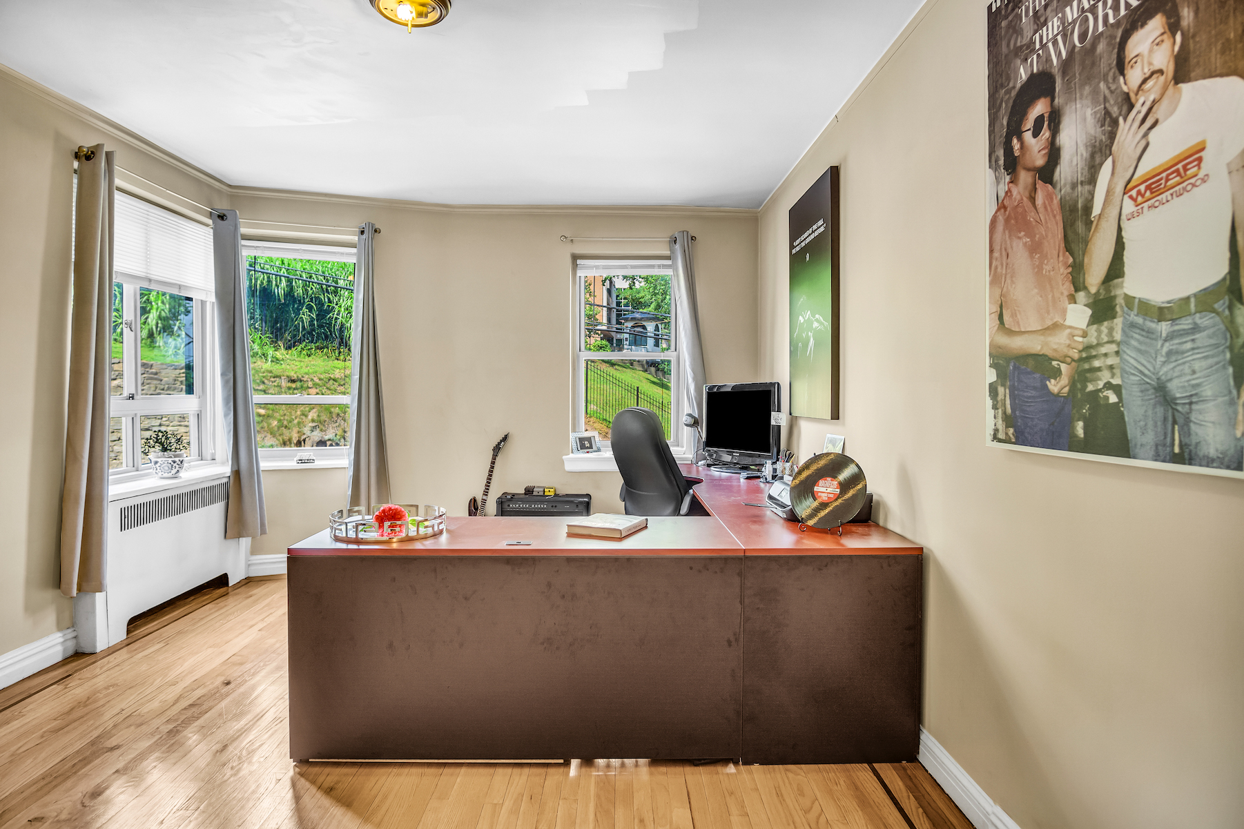 Gallery Image 6