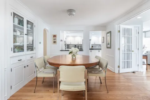 Contact Agent | 31 Woodfield Road, Wellesley, MA 02482