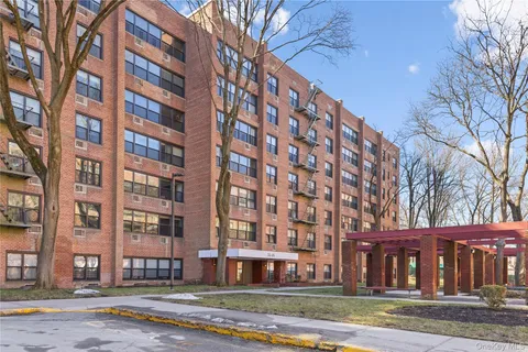 $480,000 | 75-34 Bell Boulevard, Unit LD | Oakland Gardens