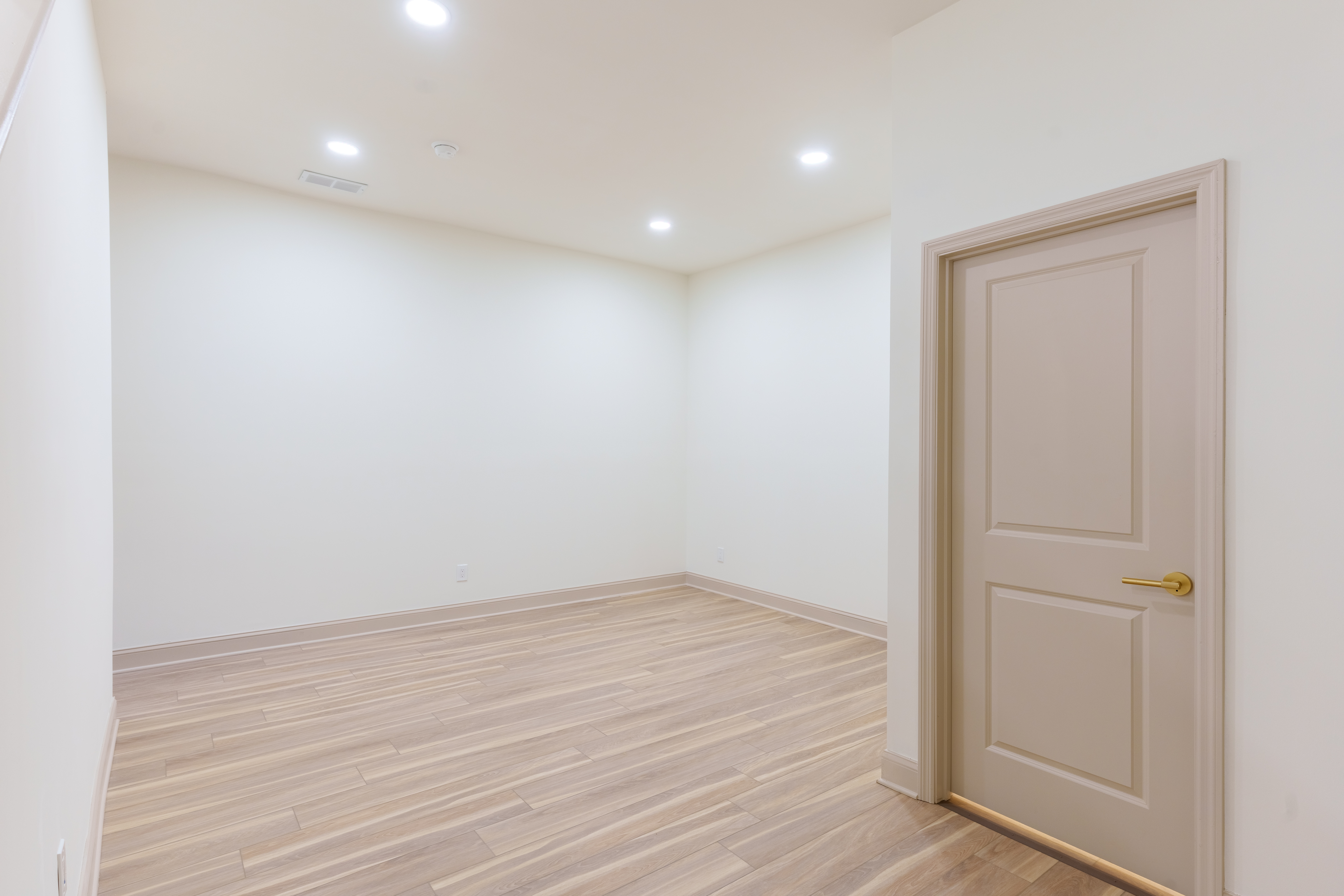 415 North Haddon Avenue Haddonfield, NJ 08033 - Photo 6 of 23 a view of room