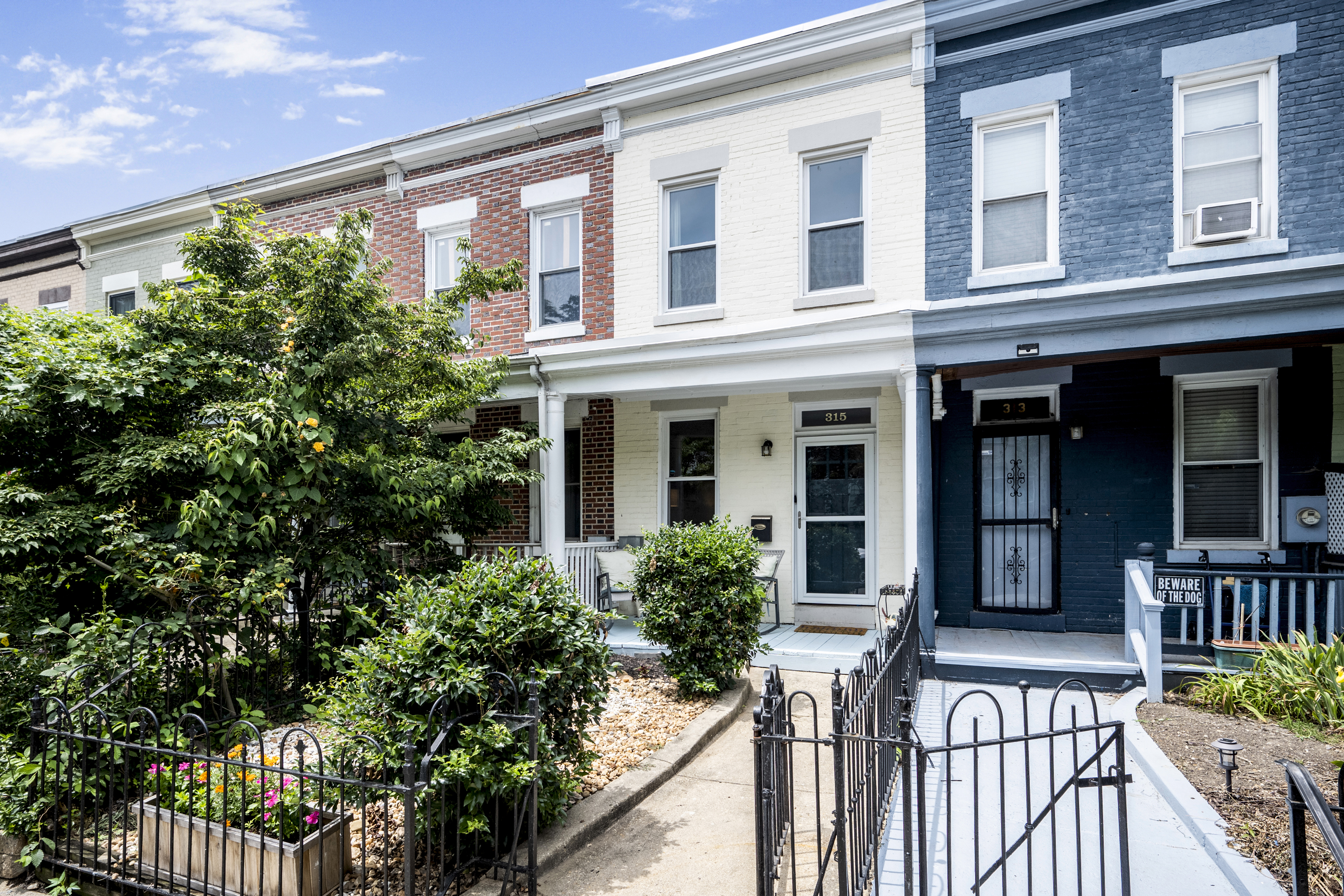 315 16th Street Southeast Washington, DC 20003 - Photo 2 of 21