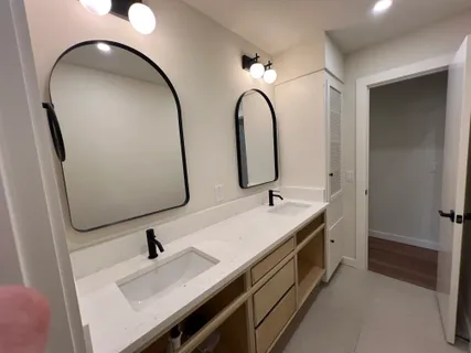 $1,225,000 | 7906 Havenwood Drive, Austin, TX 78759