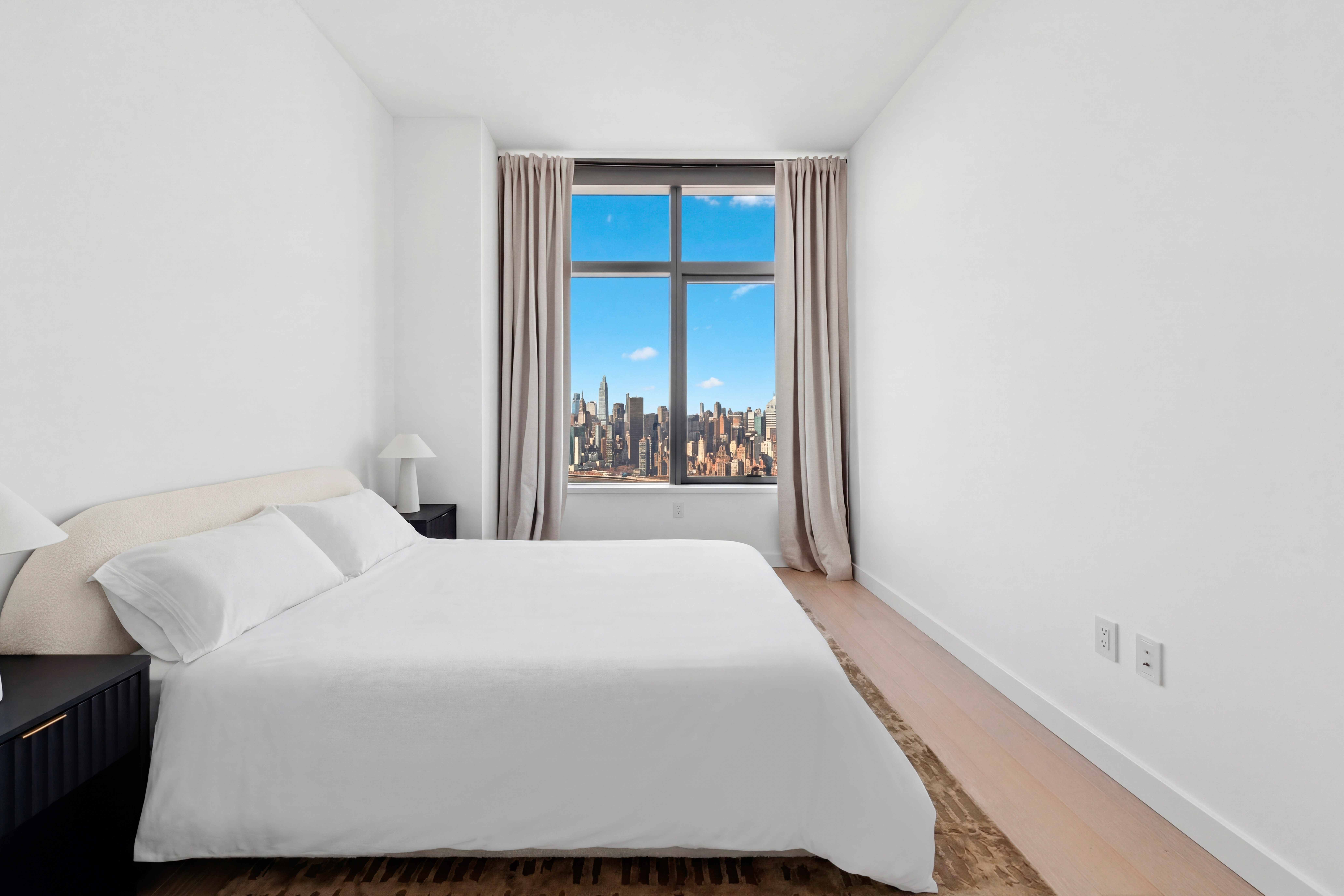 3 Court Square, Unit PH302 Queens, NY 11101 - Photo 6 of 8