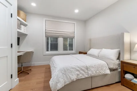 $725,000 | 202 Maverick Street, Unit 106, Boston, MA 02128